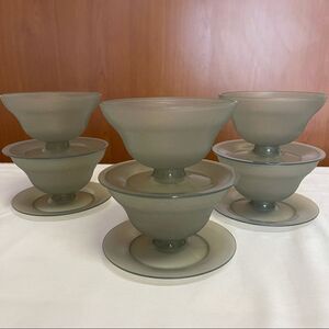 Vintage Tupperware Smokey Gray Jello Pudding Custard Dessert Cups with Stands
